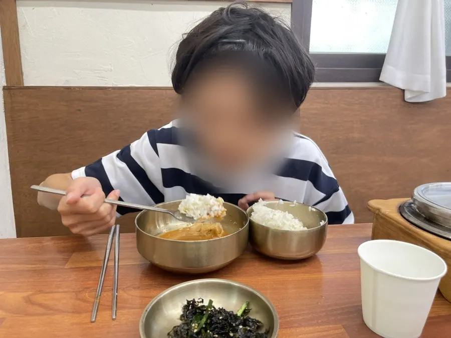 Stone-pot rice and rich doenjang stew served together