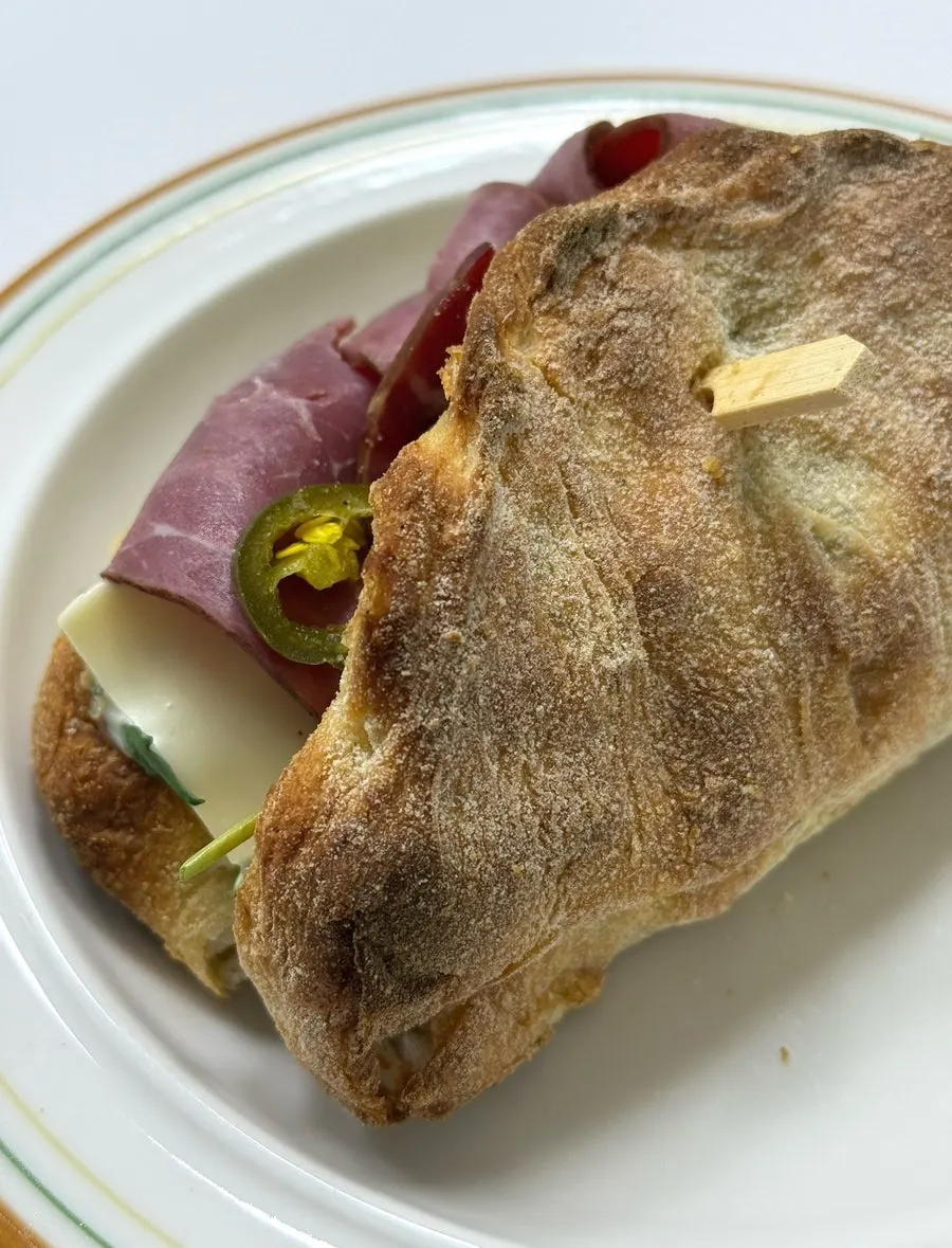 바삭하게 구운 샌드위치 빵