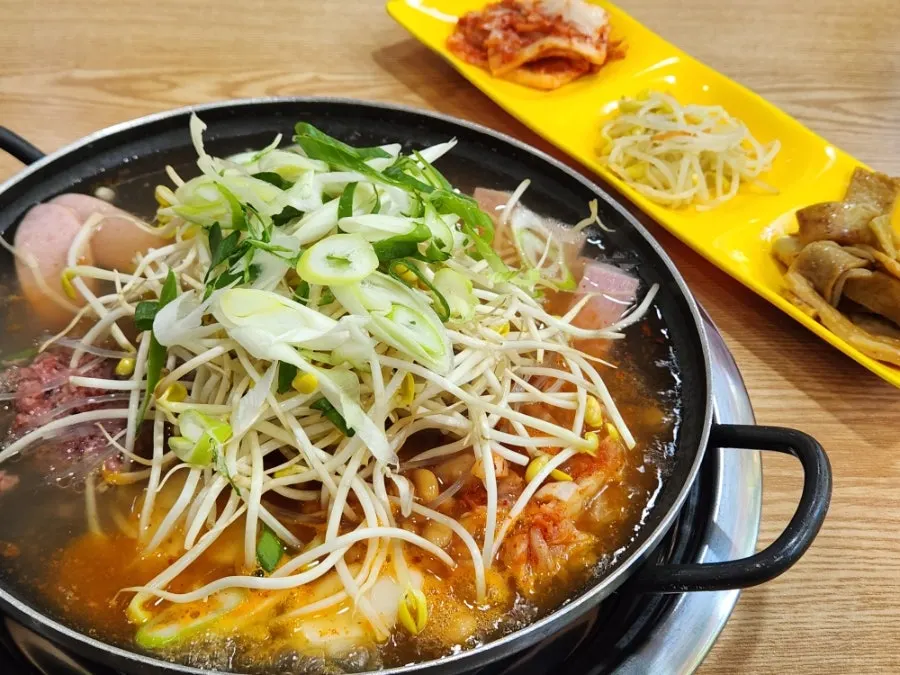 Budae jjigae pot set up before cooking
