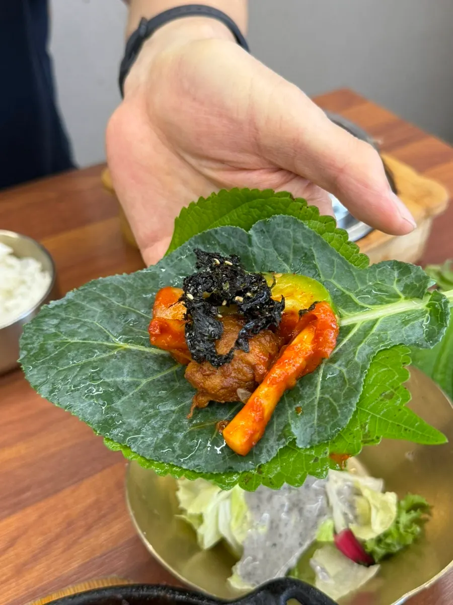 Spicy pork and spicy squid ssambap