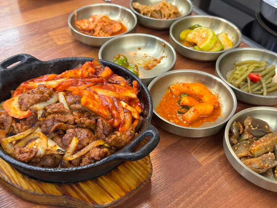 들꽃쌈밥 셀프 코너 전체 모습