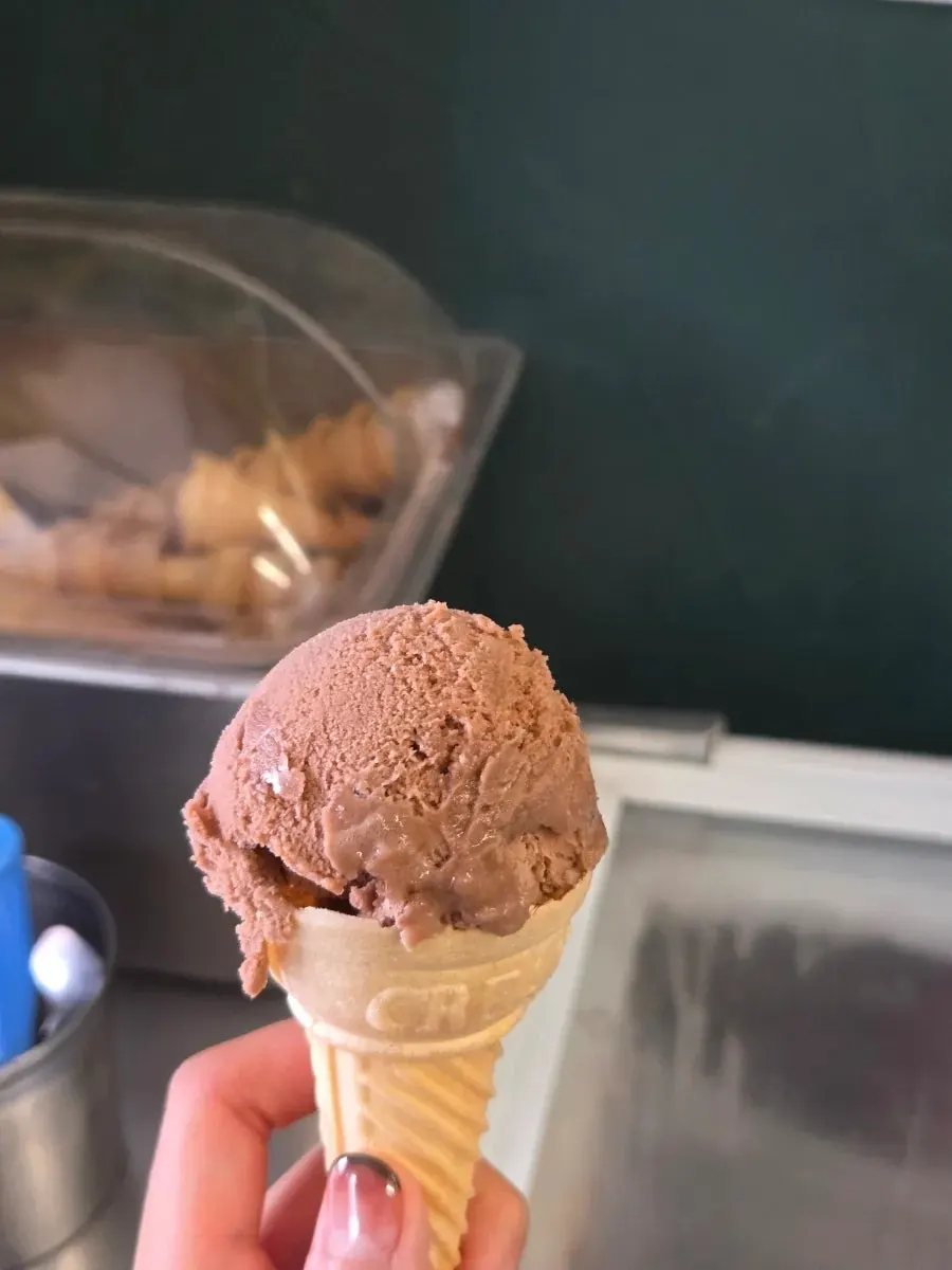 Ice cream and coffee vending machine dessert corner