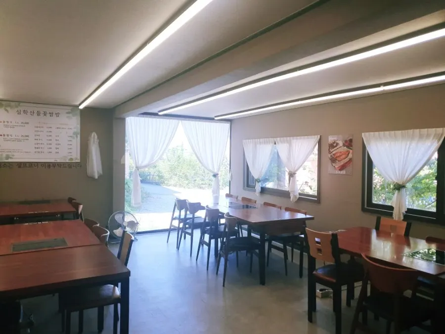 Sala anexa disponible para grupos