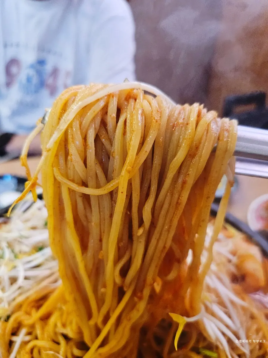 Step-by-step eating order for the stone-plate jjamppong