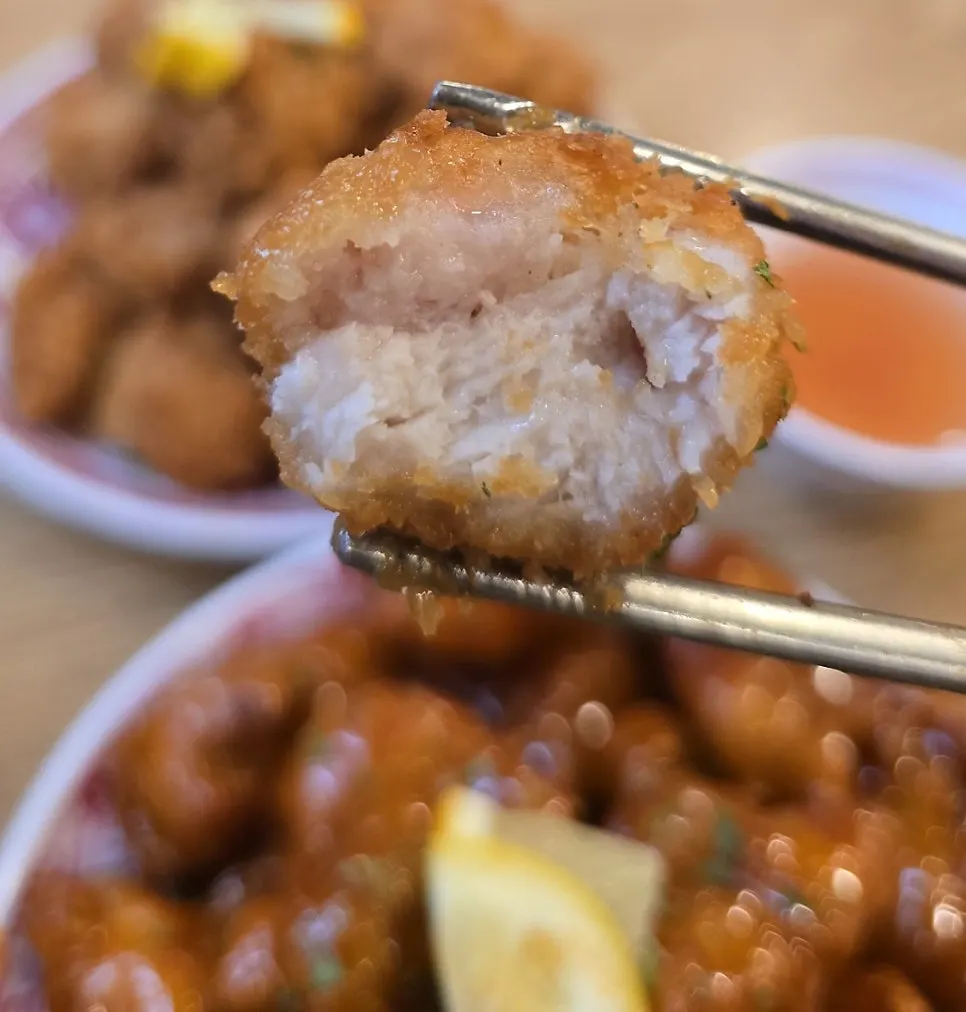 돈치탕 세트 접시 근접 사진
