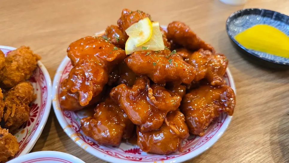 양념 입힌 닭강정