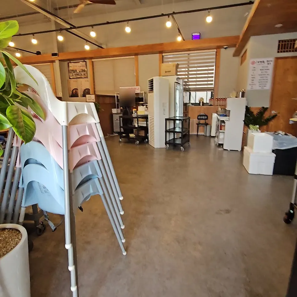 Clean interior of Dolpanseok