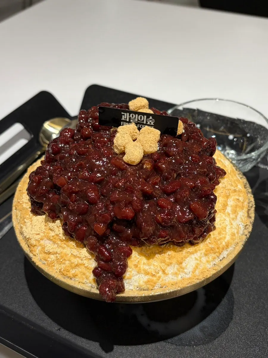 Bingsu menu board at Fruit Forest Paju Direct Store