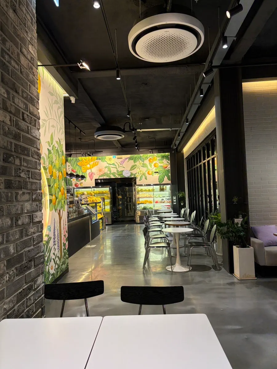 Indoor seating at Fruit Forest Paju Direct Store