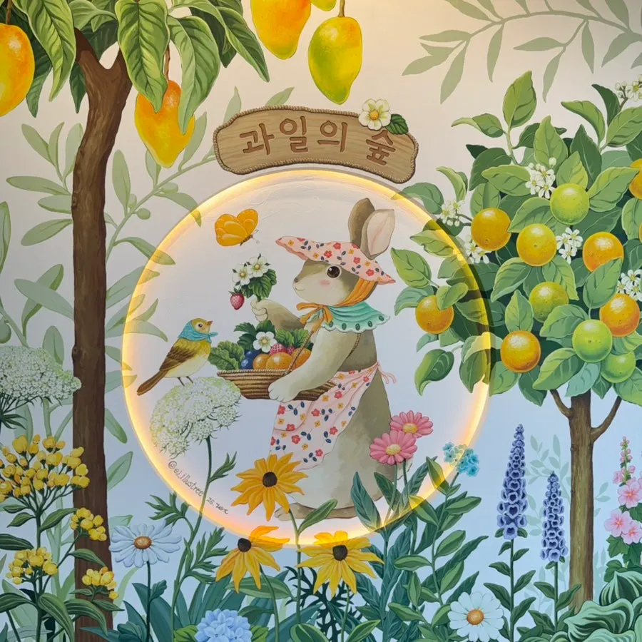 Seating and terrace space at Fruit Forest Paju Direct Store