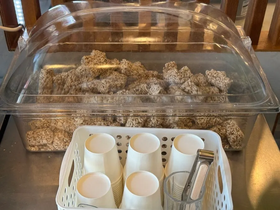 Dessert corner at Dolpanseok Jjamppong Paju Simhaksan Branch