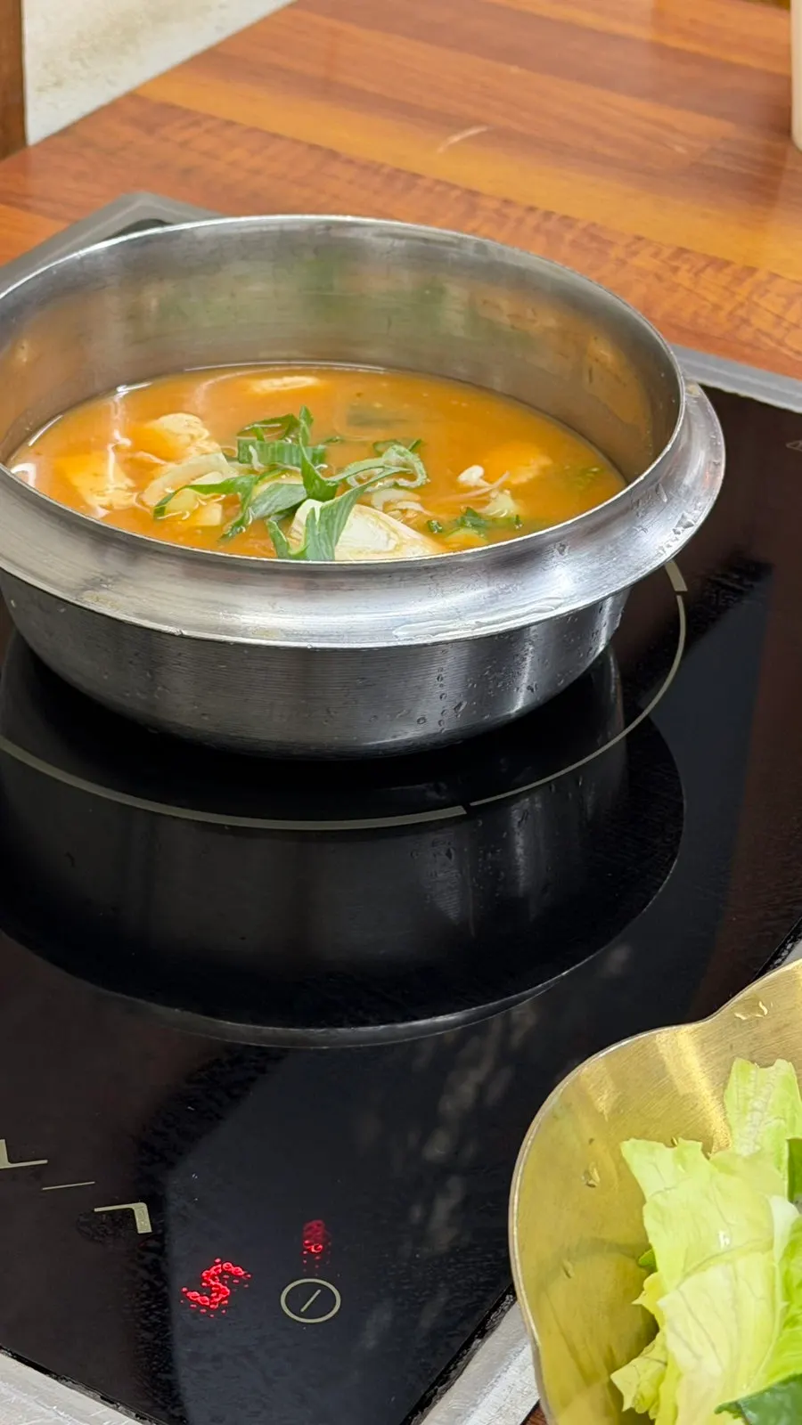 Doenjang stew served with the deuljeongsik set