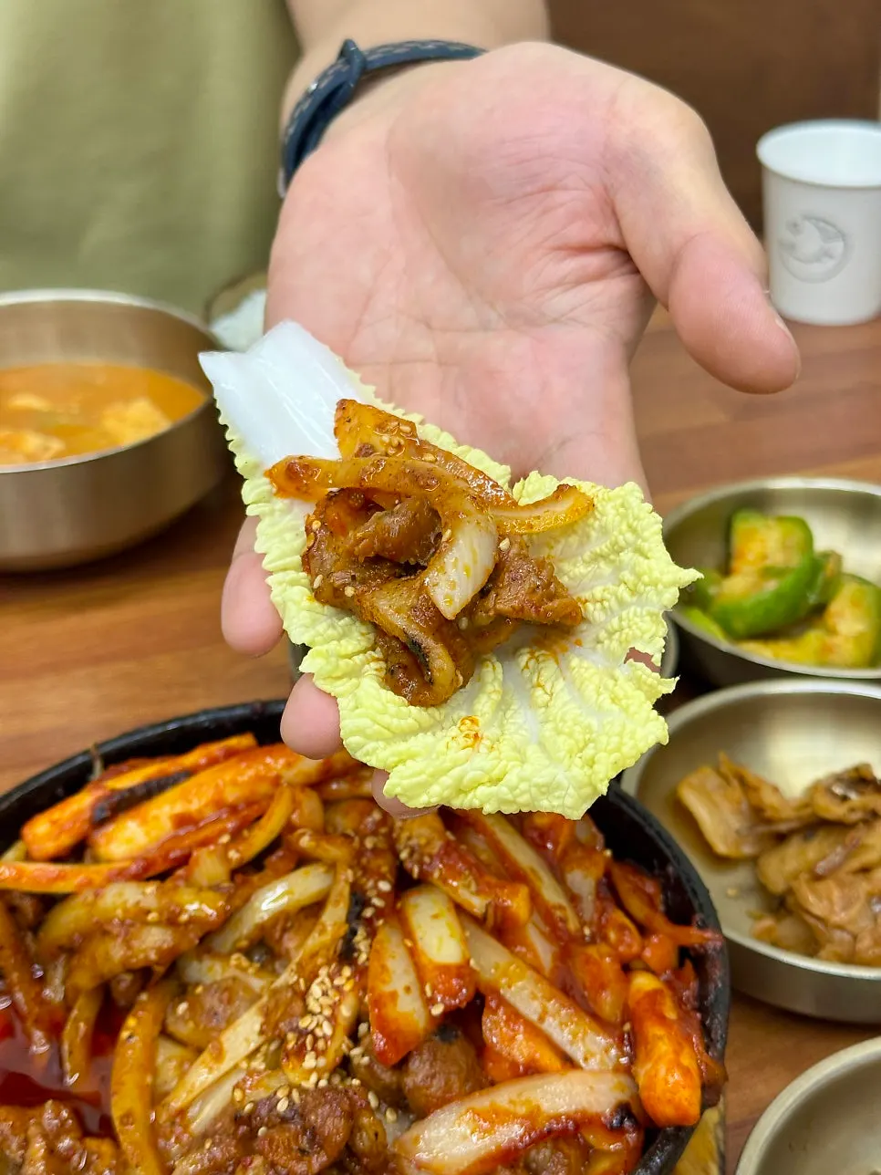 추가로 주문한 공기밥