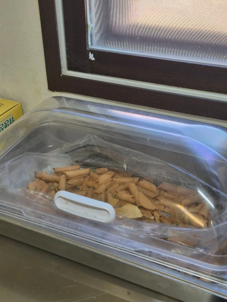Wrap vegetables and side dishes at the self-serve bar
