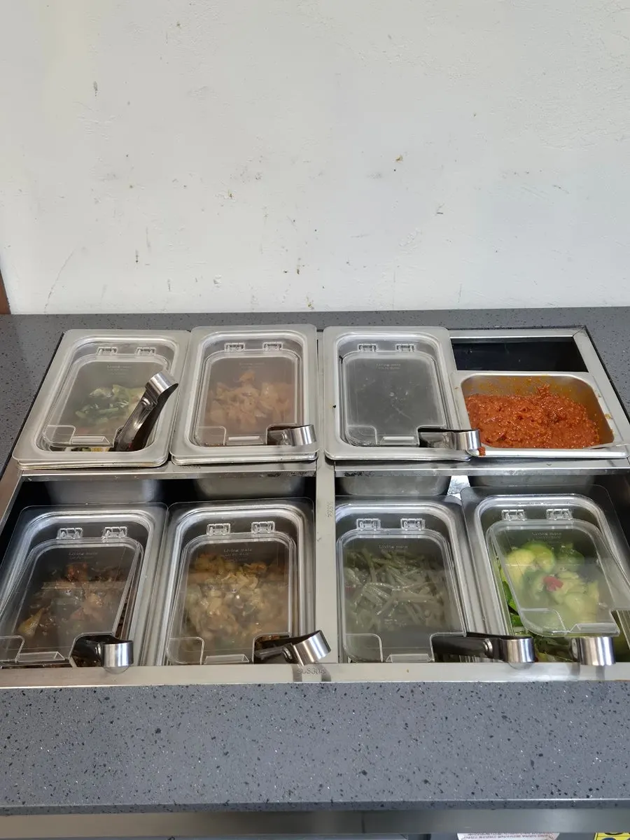 Self-refillable side dish corner