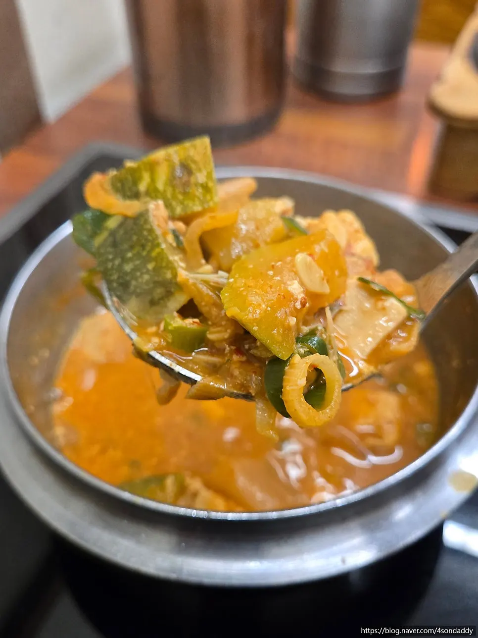 Hot-plate platter of smoky stir-fry