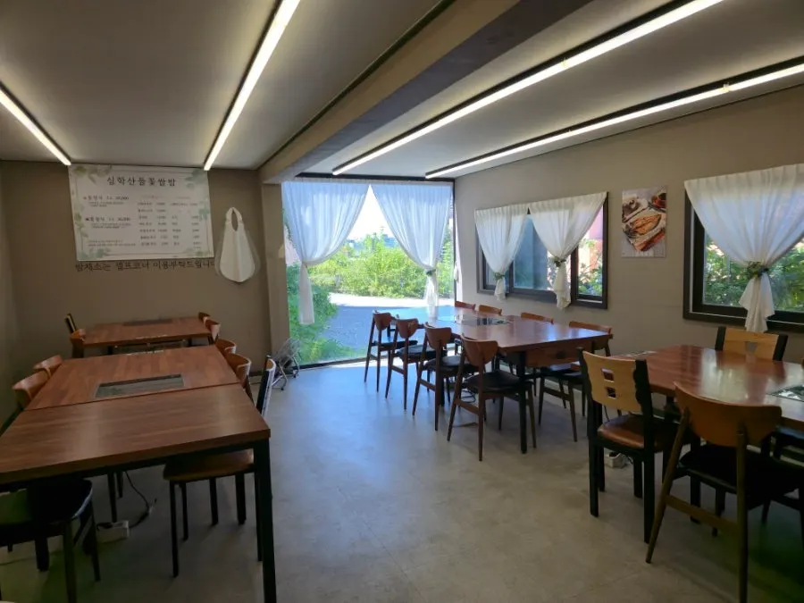 Seating inside the main dining hall