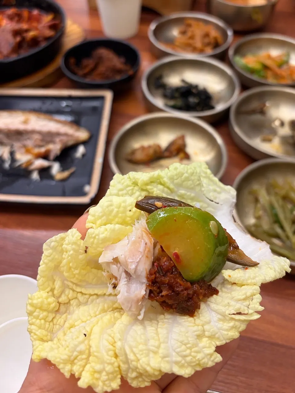 강된장을 얹어 싼 쌈