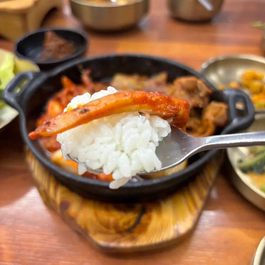 Pork and squid served together on one plate