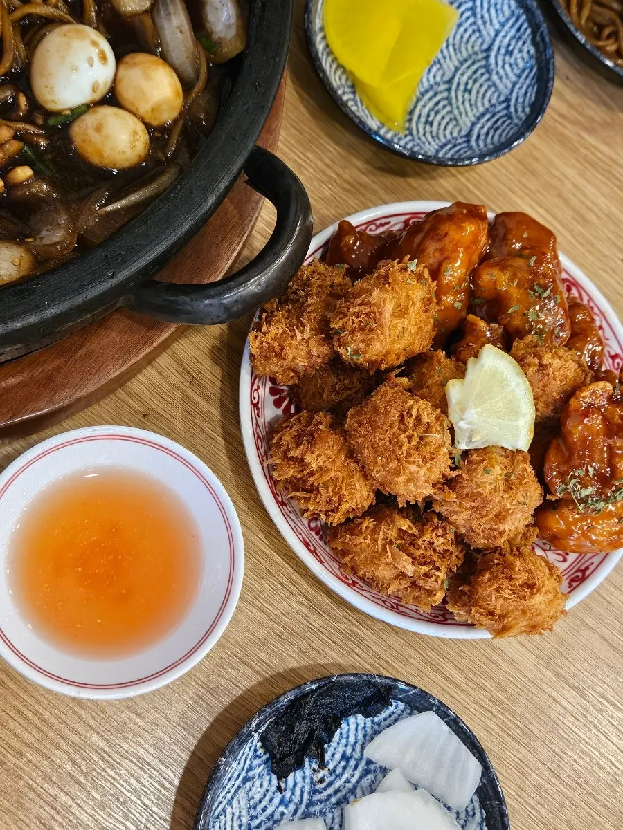 Handmade pork cutlet tangsuyuk and chicken tangsuyuk