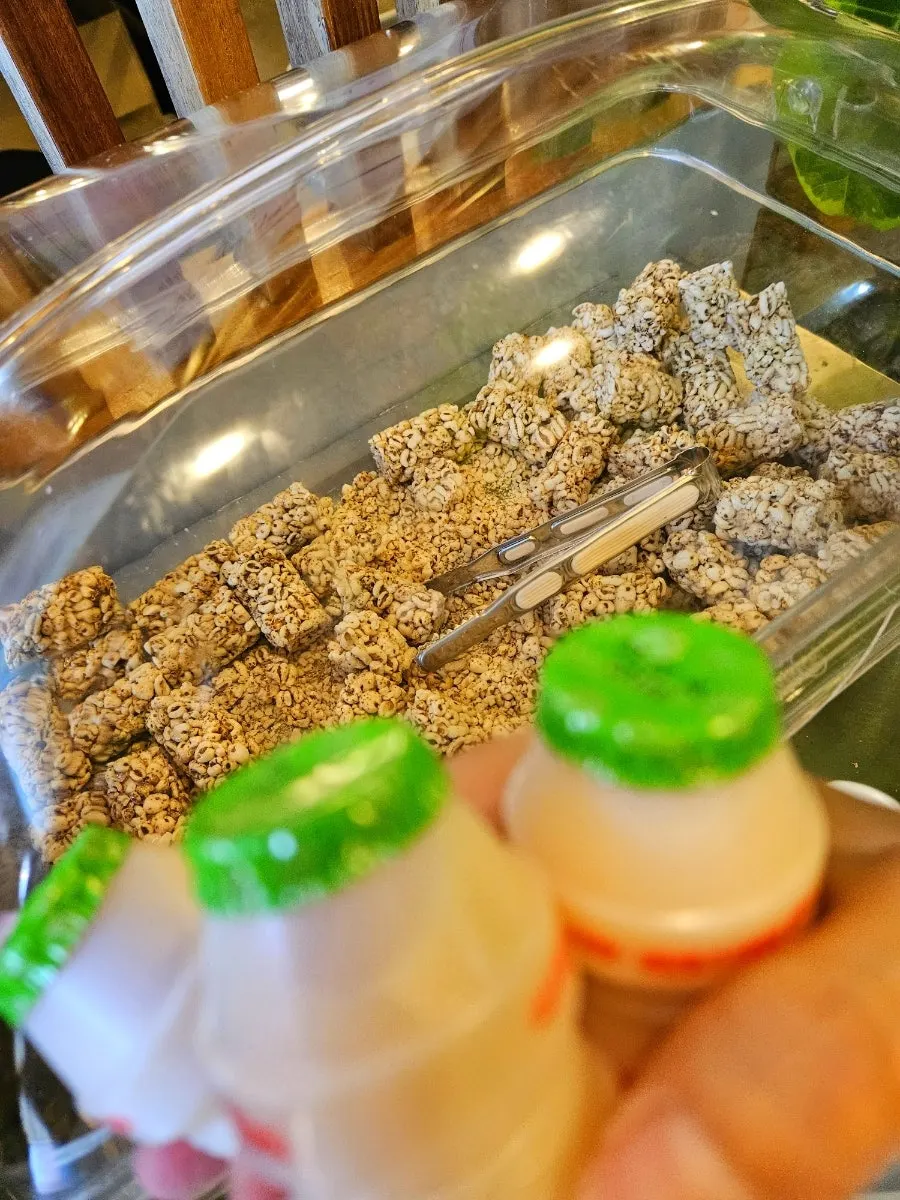 Desserts provided after the meal