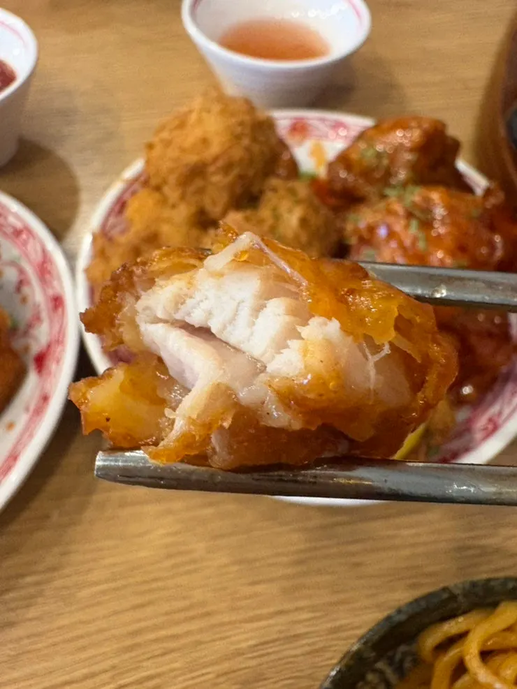 Dontangchitang with a generously filled interior