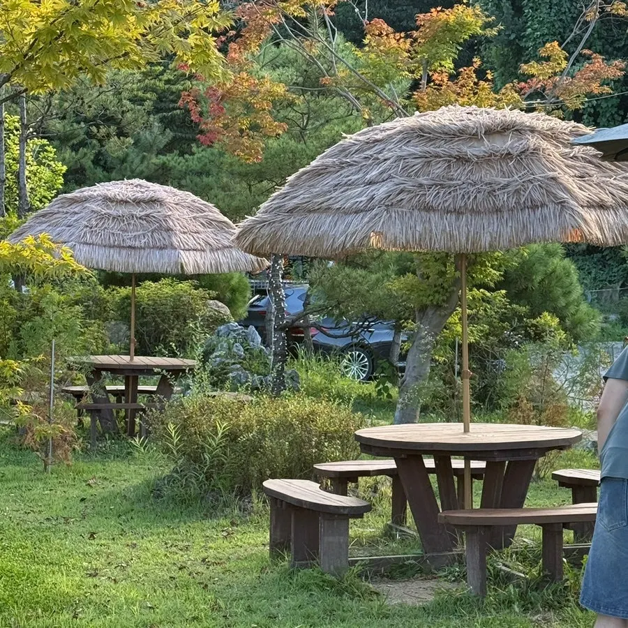 On the Rail scenery with both railway and garden