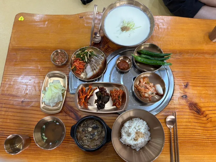 Jangdan soybean kongguksu at Cheonje Guksu