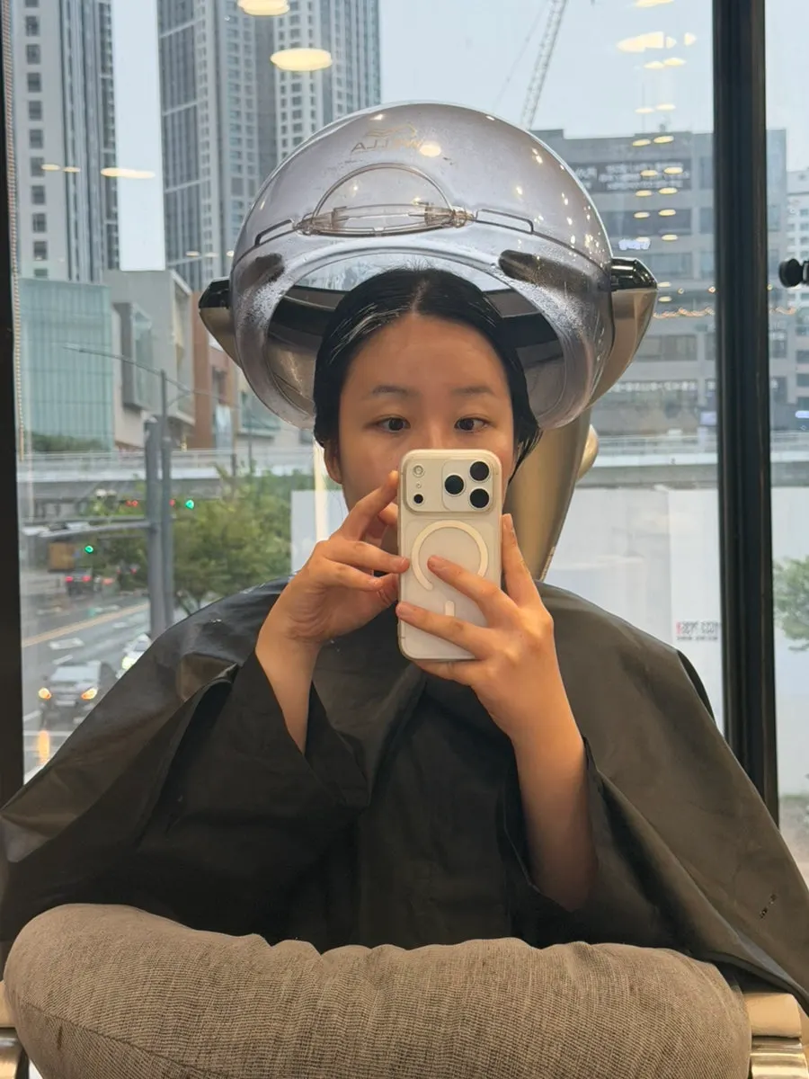 Nourishing step of the Aveda treatment