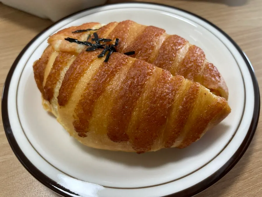 쇼콜라 바게트와 아메리카노