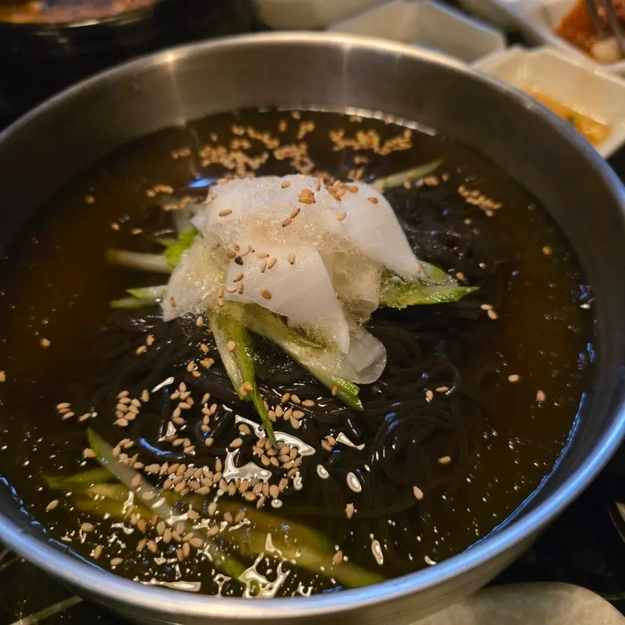 불판에 볶아 먹는 마무리 볶음밥