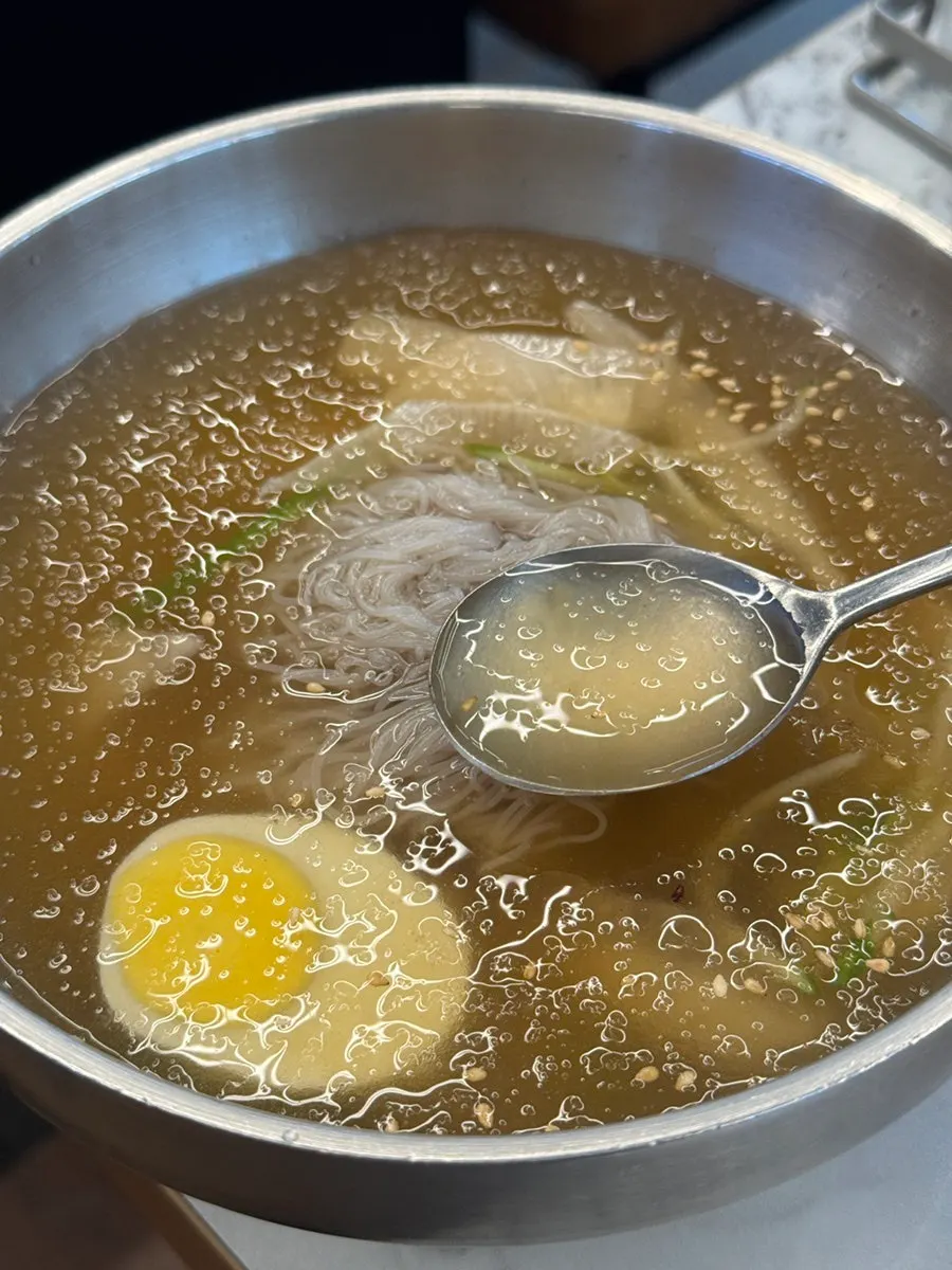 후식으로 주문한 된장찌개