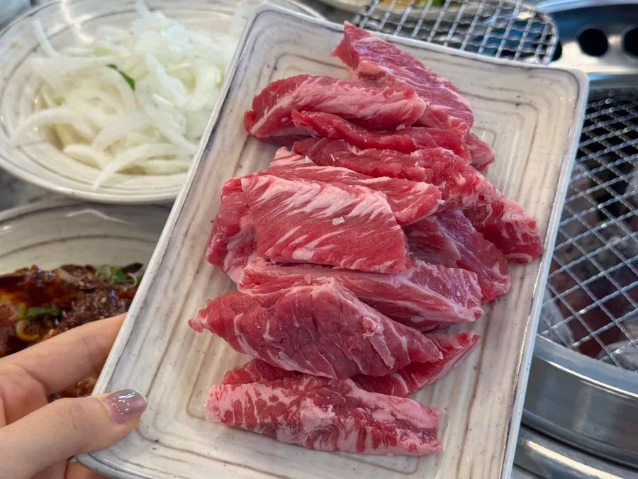 식사 후 마신 새콤달콤한 매실차