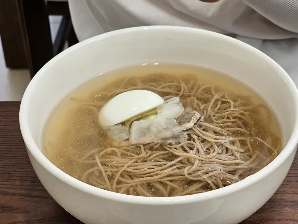 라드유에 지진 녹두빈대떡 한 접시