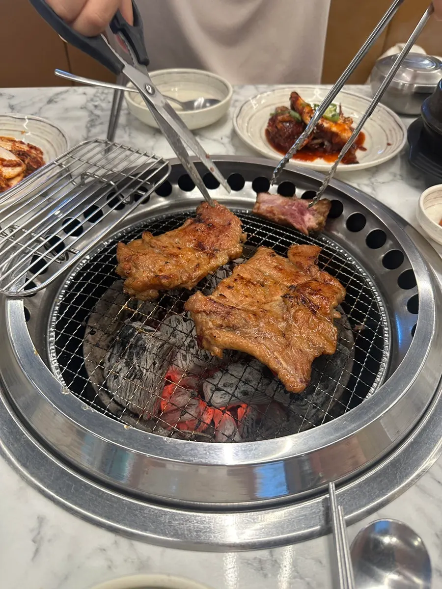 Jeongwon marinated pork neck