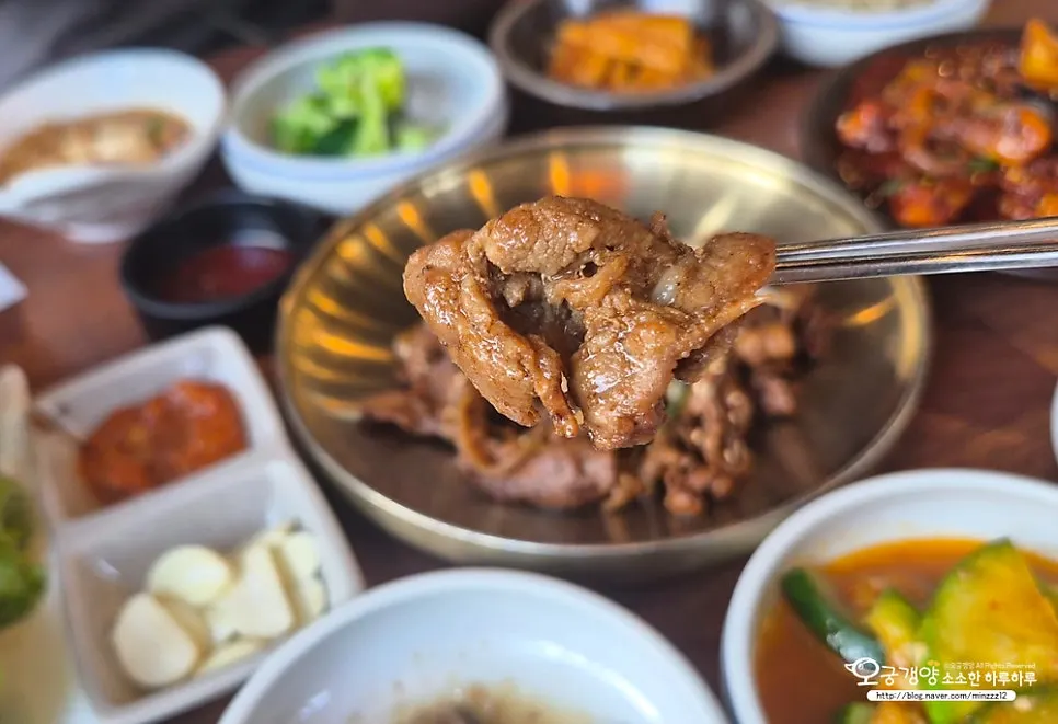 알차게 느껴진 엄마의뚝심 한정식 한 상