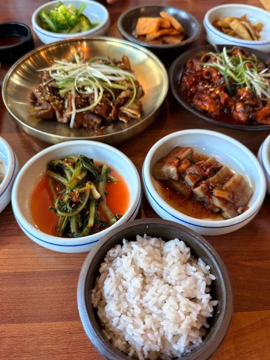 Korean set meal side dishes
