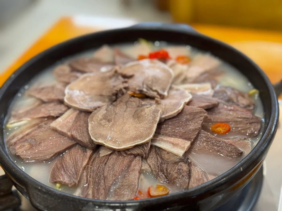 팔담순대 수비드 머릿고기 수육 한 상