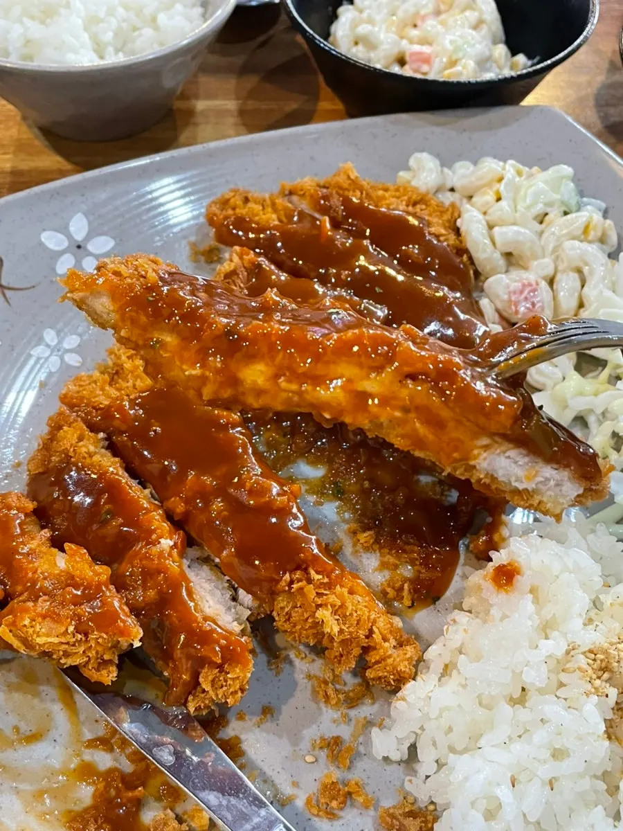 Crispy-coated handmade pork loin cutlet