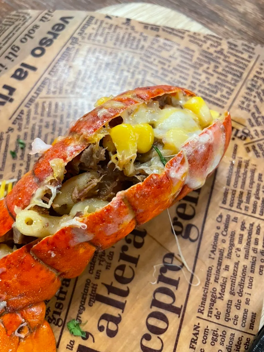 Lobster filled with macaroni and cheese