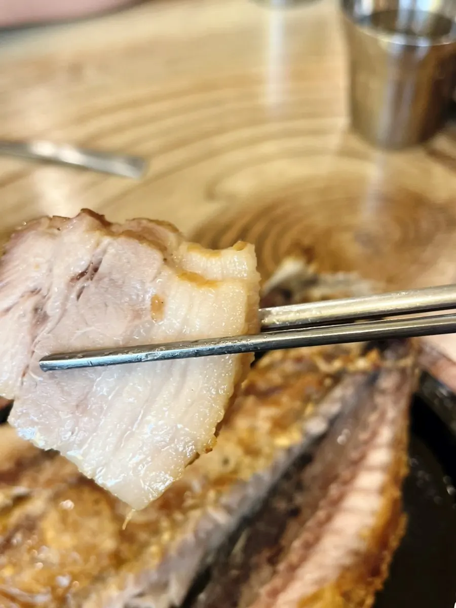 한방수육 한 접시
