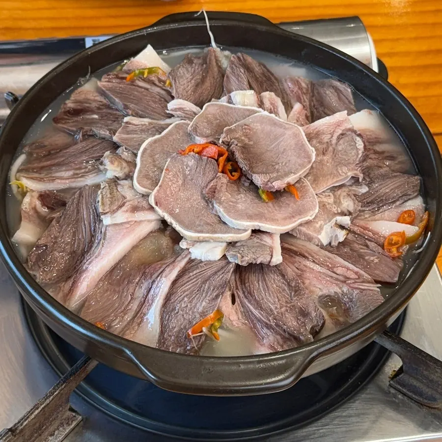 수비드 머릿고기 수육 상차림