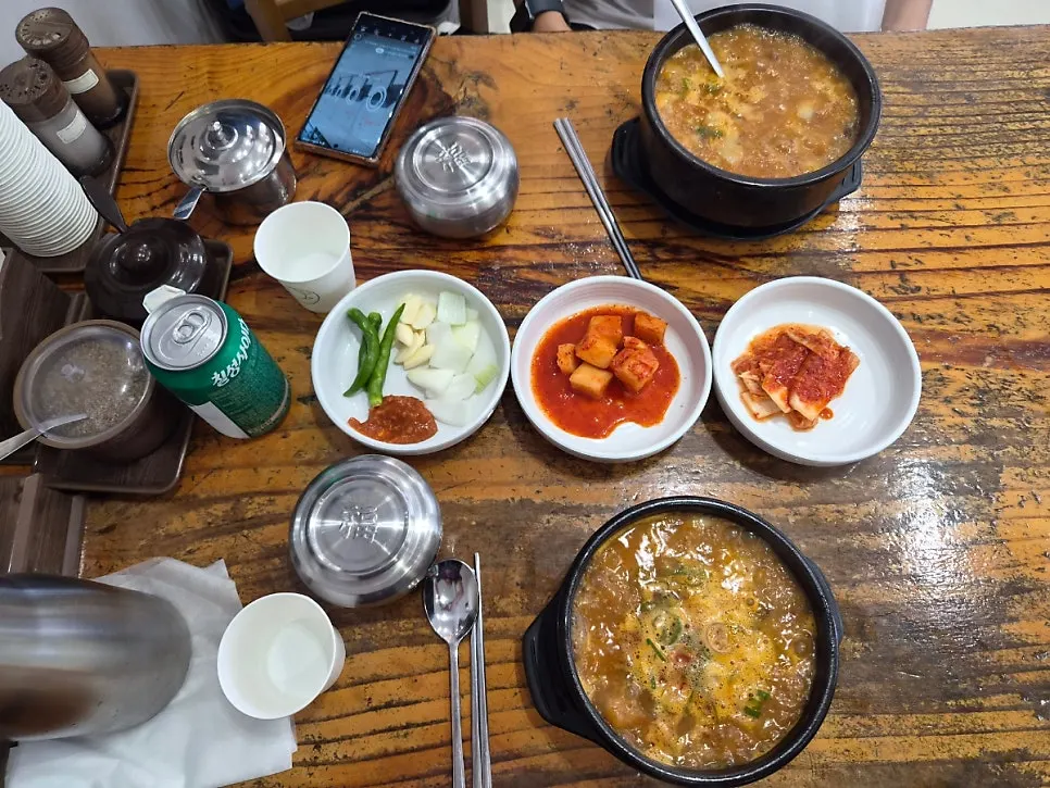 Paldam Sundae's spicy sundae-guk with a punchy broth