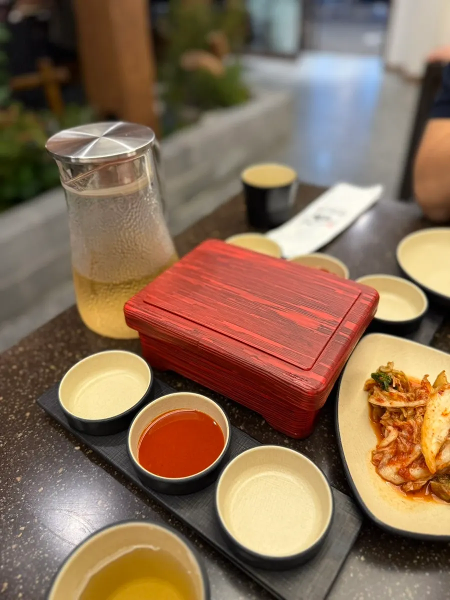 Kalguksu noodles in a jewel-box-shaped container