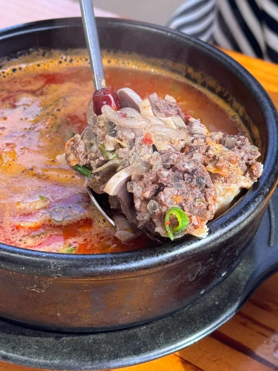 팔담순대 얼큰 살코기순댓국