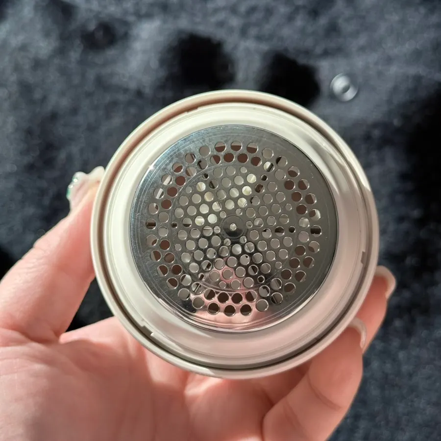 Cream fabric shaver with a design I liked