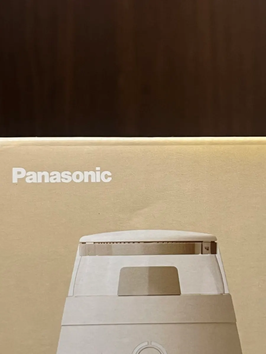 Panasonic lint remover used for winter-clothing care