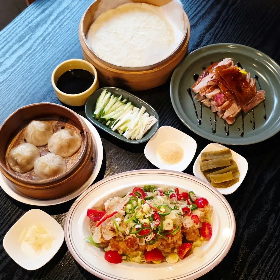 A meal set with all three dishes served together at Panda Dim Sum