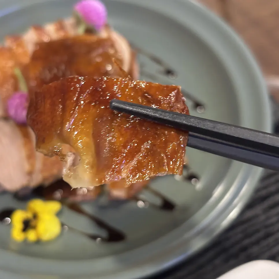 Crispy roasted skin of the Peking duck