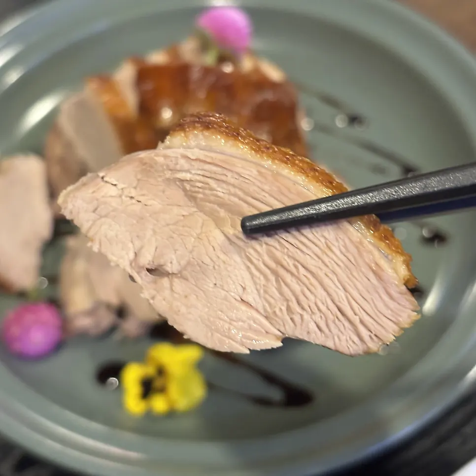 Peking duck skin dipped in sugar